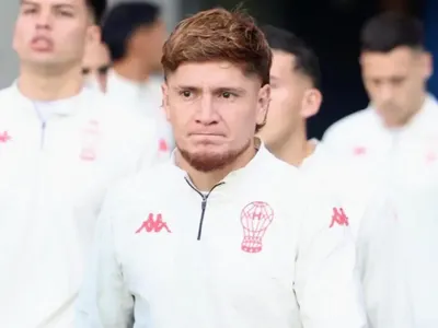 Leonardo Gil suma su primera gran decepción con Huracán en su retorno al fútbol argentino