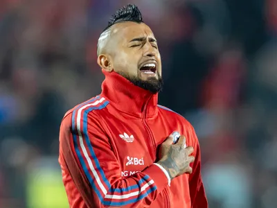 Arturo Vidal le entregó una pésima noticia a Ricardo Gareca que preocupa a La Roja