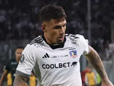 Un gigante del continente: Revelan el nombre del club brasileño que se habría interesado en Alan Saldivia