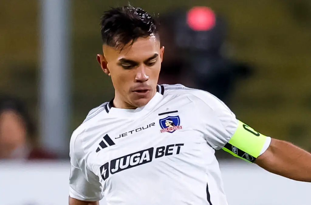 Daniel Arrieta reveló el pequeño monto en que está fijada la cláusula de salida de Vicente Pizarro.