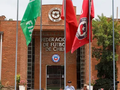 Cargan contra la ANFP: Universidad de Chile recurrió al TAS por la denuncia contra Colo-Colo