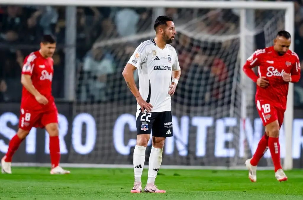 El ‘Huaso’ fue escogido como el más bajo del partido ante los chillanejos. Foto: Pepe Alvujar/Photosport.