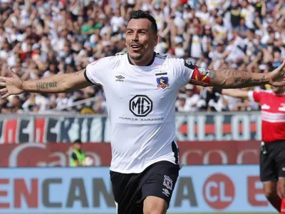 Con Esteban Paredes en lo alto: Estos son los máximos goleadores chilenos de la historia