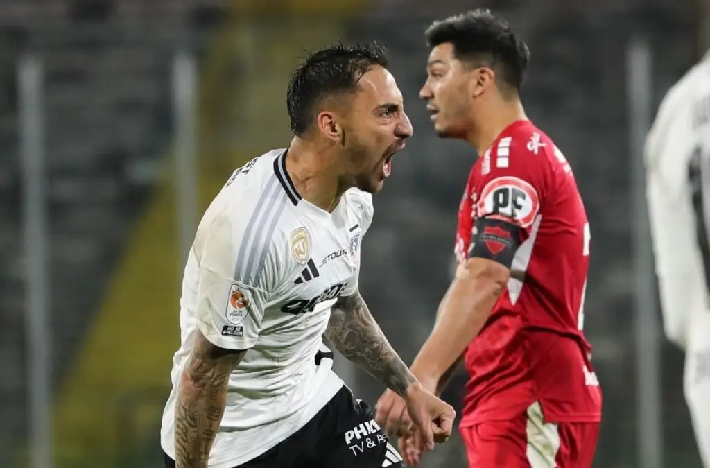 Colo-Colo venció a Ñublense en el Estadio Monumental.