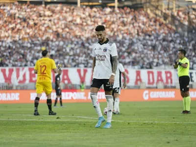 ¿Se quedará en Colo-Colo? El duro revés que vive Juan Martín Lucero en su salida al fútbol brasileño