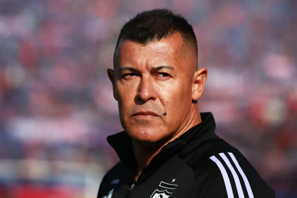 Primer plano de Jorge Almirón.