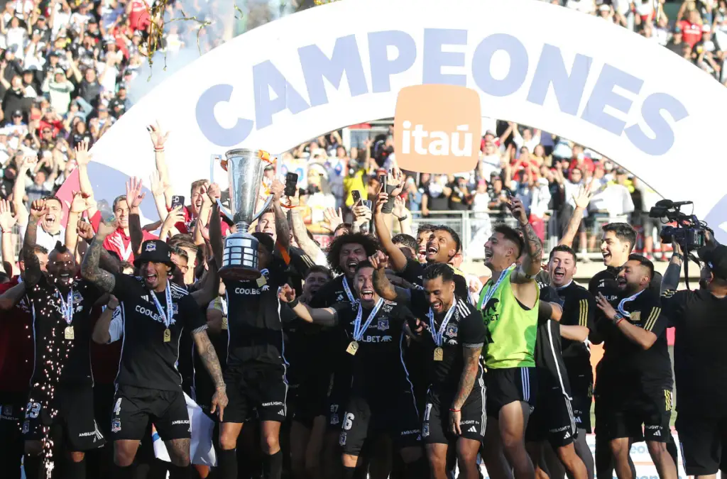 Colo-Colo define un lugar donde realizará su pretemporada.