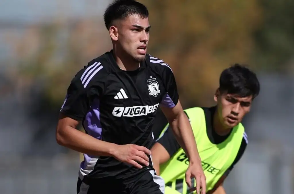 Benjamín Araya se sumó a los entrenamientos de Colo-Colo.