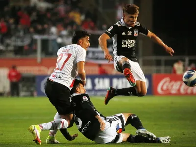 Reconocido periodista se rinde ante el juego exhibido entre Colo-Colo y Curicó Unido