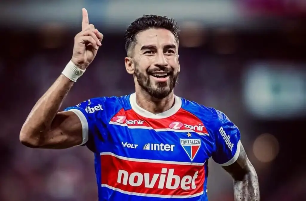 A pesar del fallo del TAS, Colo-Colo recibirá dos millones de dólares por la salida de Juan Martín Lucero.