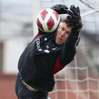 ¿Qué pasó con Martín Ballesteros? El adverso presente del arquero que brilló contra River Plate y salió de Colo-Colo