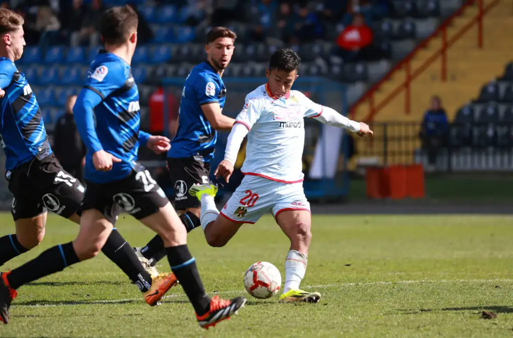 Jonathan Villagra en el duelo de Unión Española vs Huachipato.
