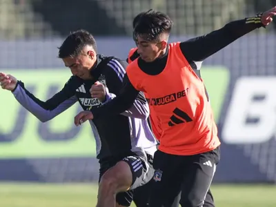El amistoso entre el primer equipo y juveniles de Colo-Colo que desató la ira de Jorge Almirón