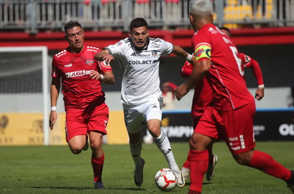 Colo-Colo enfrentará a Ñublense por la fecha 22 del Campeonato Nacional.