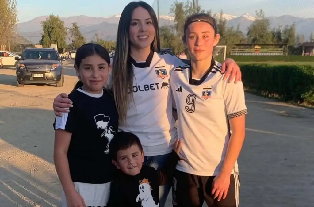 La familia de Carlos Muñoz sigue estirando su relación con Colo-Colo.