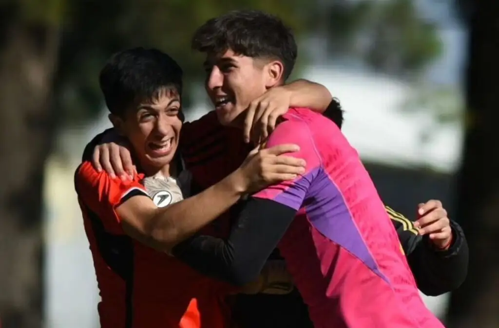 Gabriel Maureira se convirtió en el gran héroe de Colo-Colo en el Torneo Canteras de América.