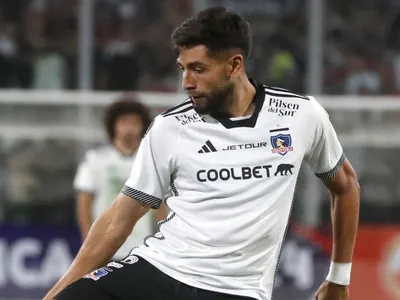 No se queda en Colo-Colo: Aseguran que Jeyson Rojas ya tendría club para la temporada 2025