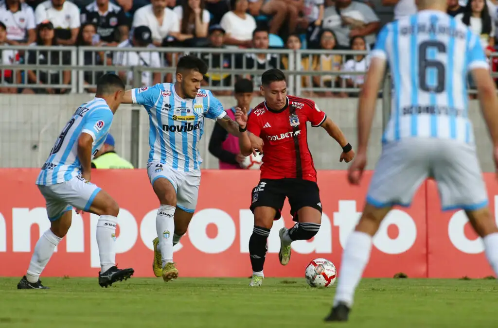 Colo-Colo enfrentará a Magallanes este sábado.
