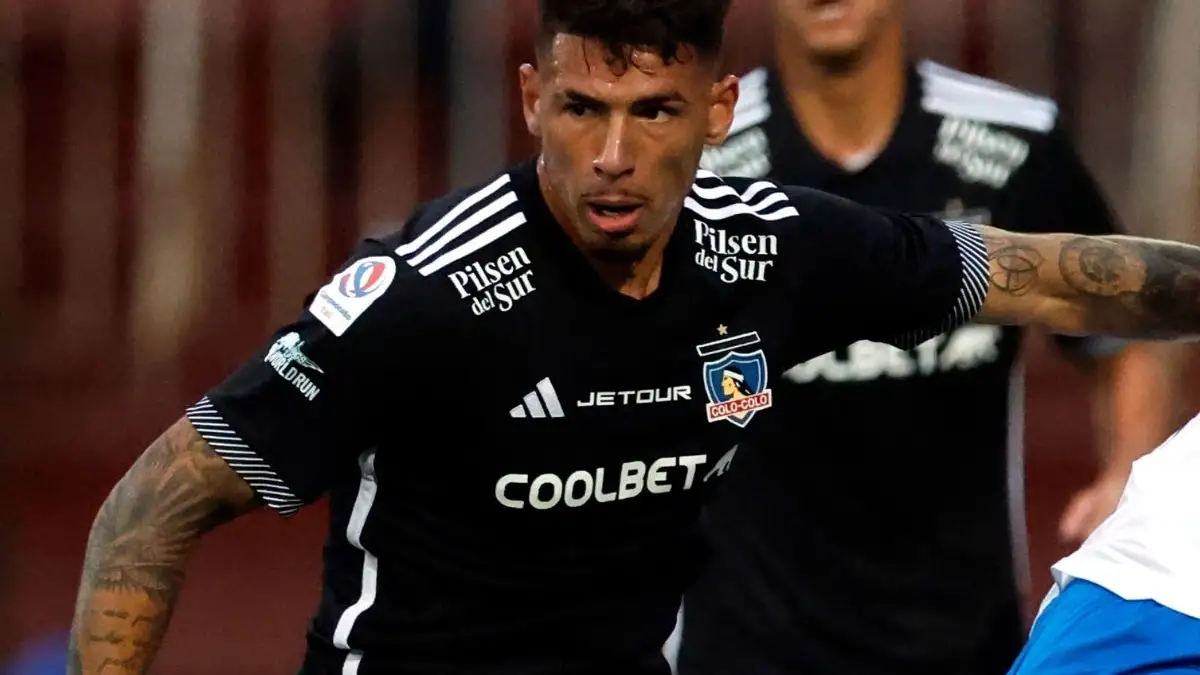 Alan Saldivia sufrió una lesión en su rodilla.