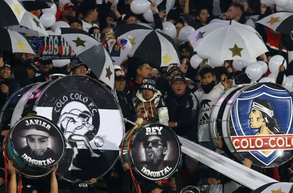 Garra Blanca expresó su descontento por las restricciones en la venta de entradas de la Supercopa.