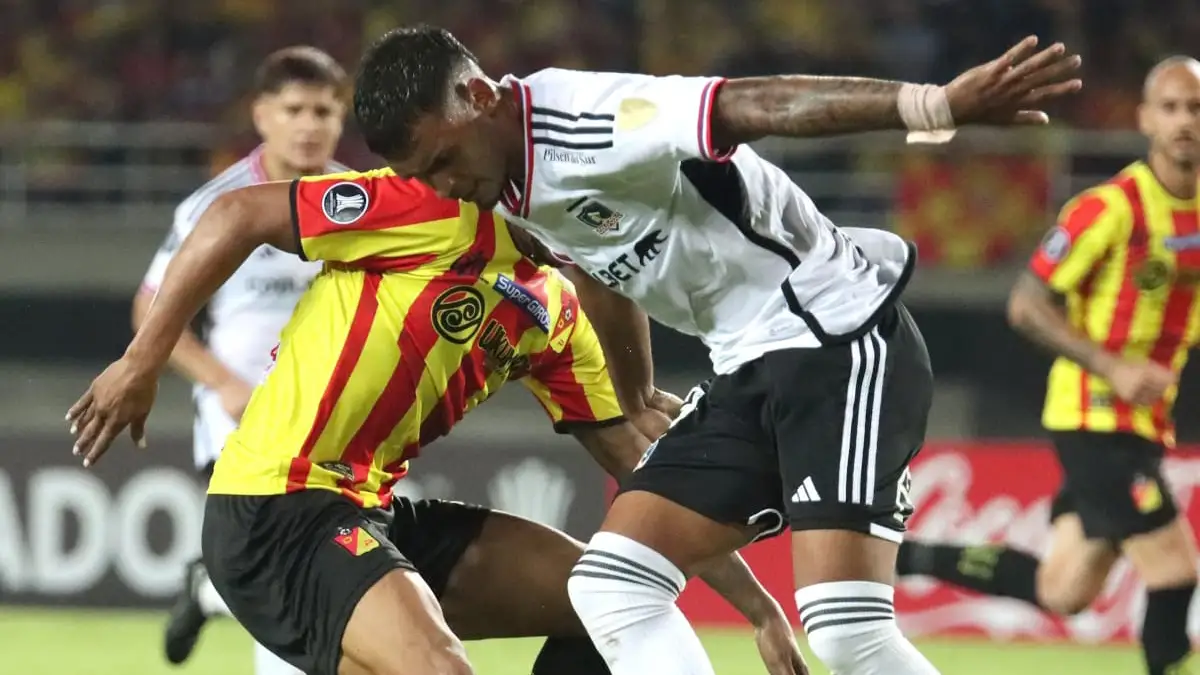 Colo-Colo vs Deportivo Pereira en el primer partido de la Copa Libertadores.