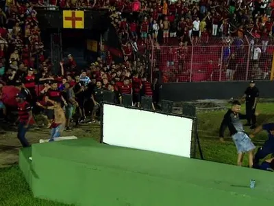 [VIDEO] Revive el bochorno que vivió Javier Parraguez y un posible refuerzo de Colo-Colo en el fútbol brasileño