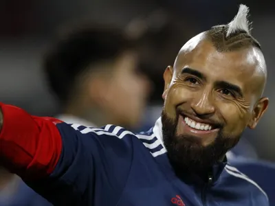 «Para mí ha sido un papá»: Arturo Vidal felicitó llamativamente a Fernando Felicevich en su cumpleaños