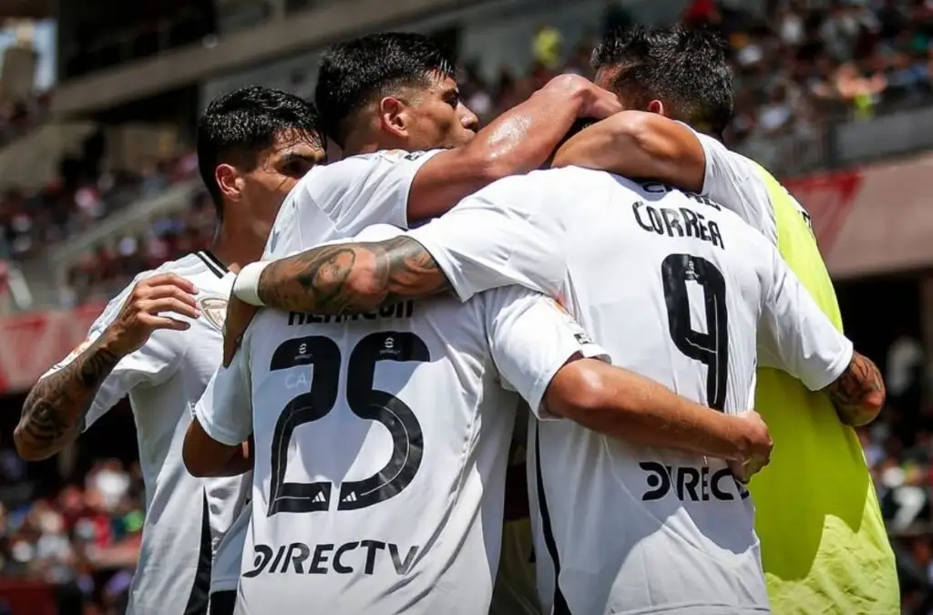 Colo-Colo jugará esta tarde su segundo partido por la Liga de Primera 2025.