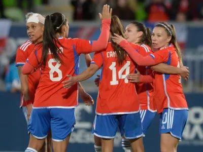 Distanciamiento total: Revelan molestia del plantel femenino de La Roja con la dirigencia que generó gran desilusión