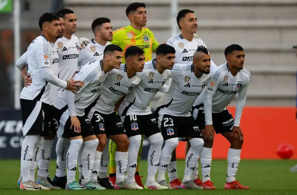 Colo-Colo sólo sigue en carrera por la Liga de Primera.