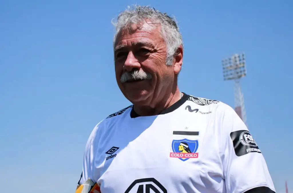 Carlos Caszely no considera posible que Colo-Colo gane la Copa Libertadores 2025.