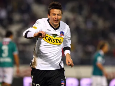 Roberto Gutiérrez expresó su apoyo al plantel de Colo Colo y criticó duramente a Blanco& Negro