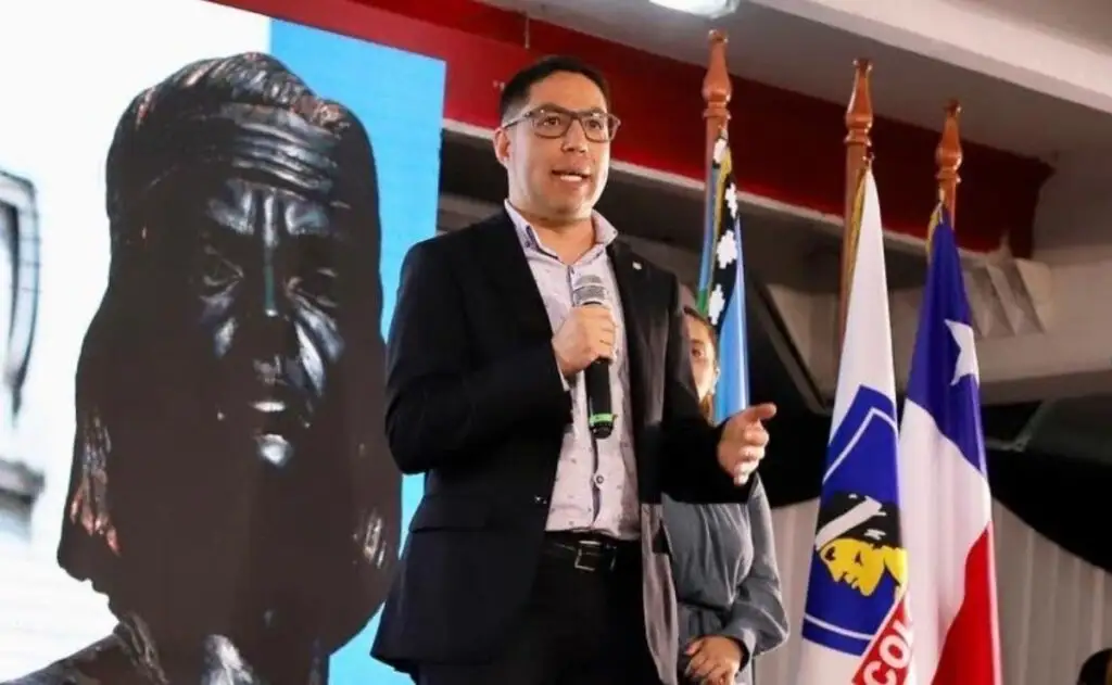 El Club Social y Deportivo Colo-Colo está viviendo una severa crisis y ha perdido más de 70 mil socios en dos años.