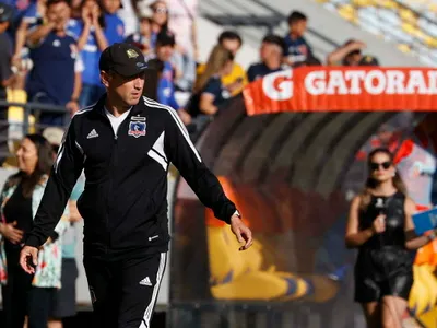 La enorme alegría de Luis Mena en medio de las versiones sobre su salida de Colo-Colo Femenino