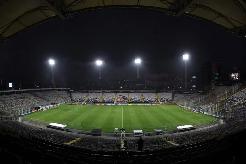 Estadio Monumental vacío.