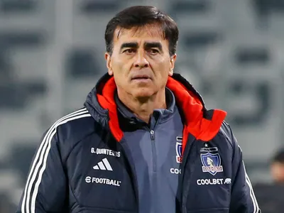 Ex jugador de Colo-Colo le raya la cancha a Gustavo Quinteros y coloca gran exigencia en Copa Sudamericana