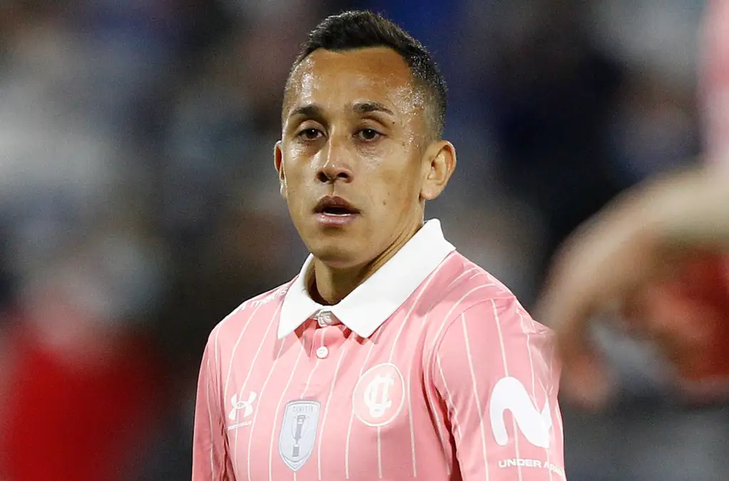 Cristiá Caamaño criticó duramente a Fabián Orellana por ofrecerse a Colo-Colo.