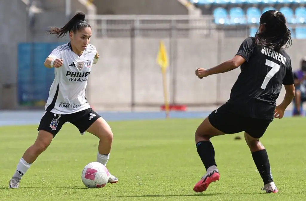 Javiera Grez anotó uno de los goles de Colo-Colo en el triunfo sobre Deportes Iquique.