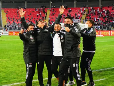 Se reveló la cifra: ¿Cuánto cobra el cuerpo técnico de Gustavo Quinteros en Colo-Colo?