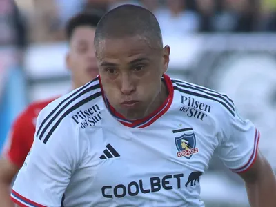 Almirón no lo tiene considerado: Leandro Benegas tomó una decisión y zanja su futuro en Colo-Colo