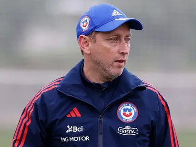 Escándalo total: Destapan el increíble error que remece a Luis Mena y azota la Selección Chilena Femenina