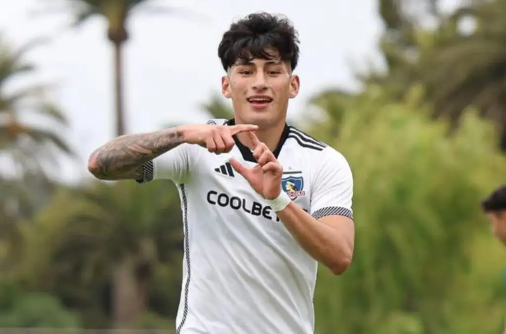 Francisco Marchant es uno de los apuntados por Jorge Almirón para sumar los minutos sub 21 en Colo-Colo.