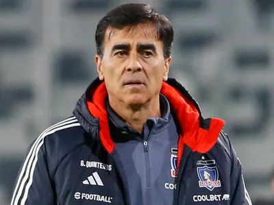Sorpresa: El inesperado DT que se ofreció a reemplazar a Gustavo Quinteros en Colo-Colo: «Lo único que me falta es dirigir»