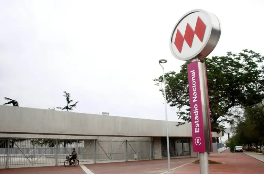 La Estación Estadio Nacional será la única abierta para recibir gente en el horario extendido.