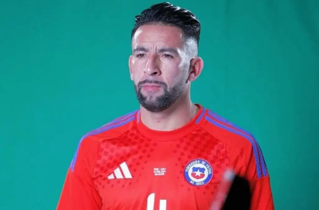 Mauricio Isla estaría cerca de fichar por Colo-Colo.