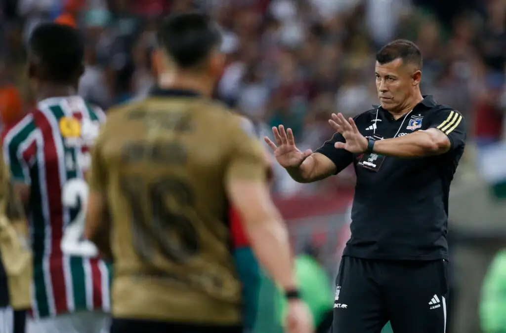 Jorge Almirón durante el partido frente a Fluminense por Copa Libertadores.