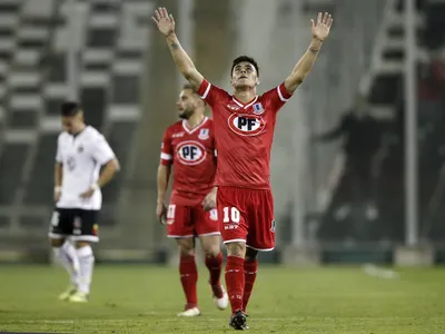 ¿Se dará? Brian Fernández es tentado desde el fútbol chileno para hacer un tridente ofensivo con dos ex Colo-Colo