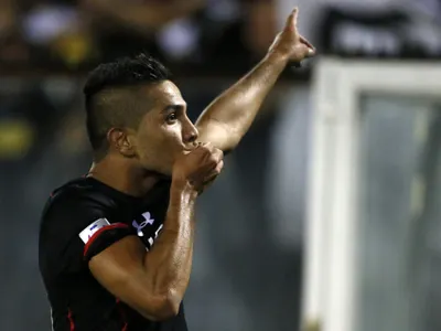Felipe Flores señaló que jugador de Colo-Colo ya tiene el nivel para estar en Europa