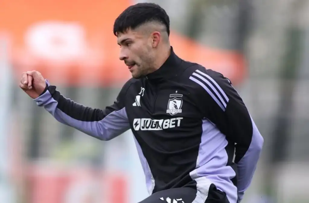 Cristián Riquelme buscaría partir del Estadio Monumental en búsqueda de minutos.