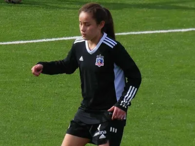 ¡Orgullo albo! Hija de Carlos Muñoz debutó con Colo-Colo Femenino Sub 16 con tan solo 12 años